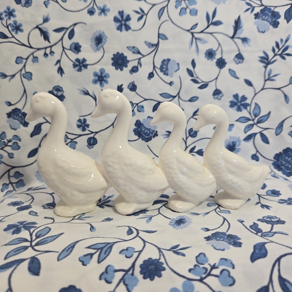 Vintage Ceramic Family of Geese Ducks All White Cottagecore Grannycore Country